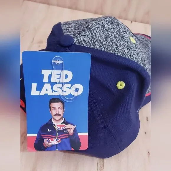 TED LASSO Warner Bros 6 Panel A.F.C. RICHMOND Snapback Hat, Embroidered Cap, NWT - Picture 3 of 4